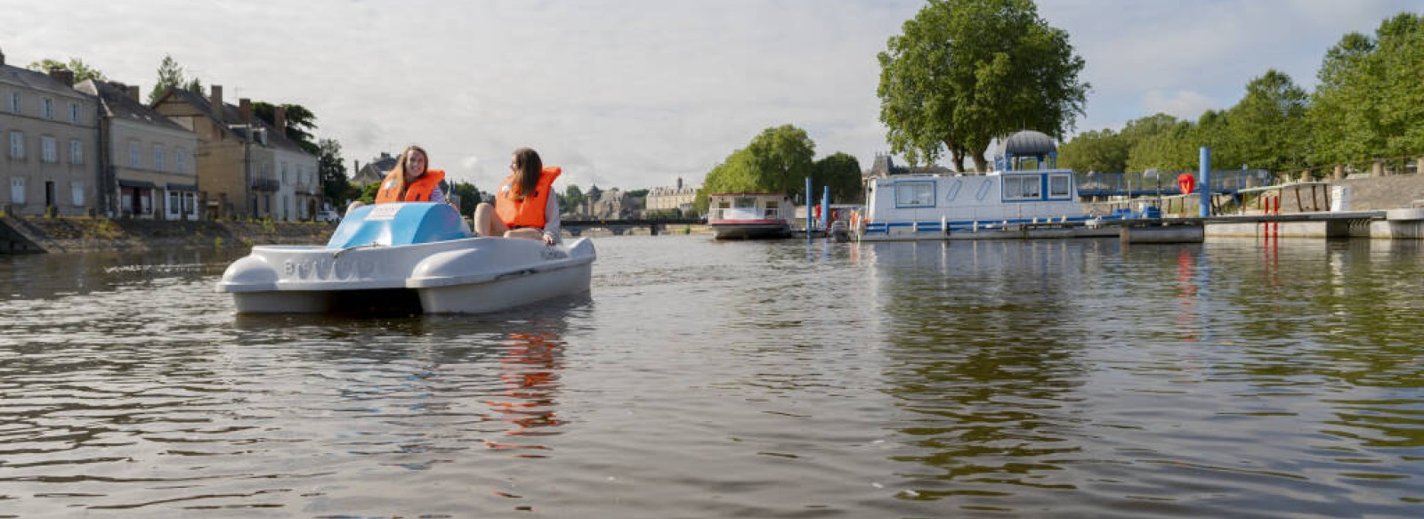 Pedalo - Halte fluviale