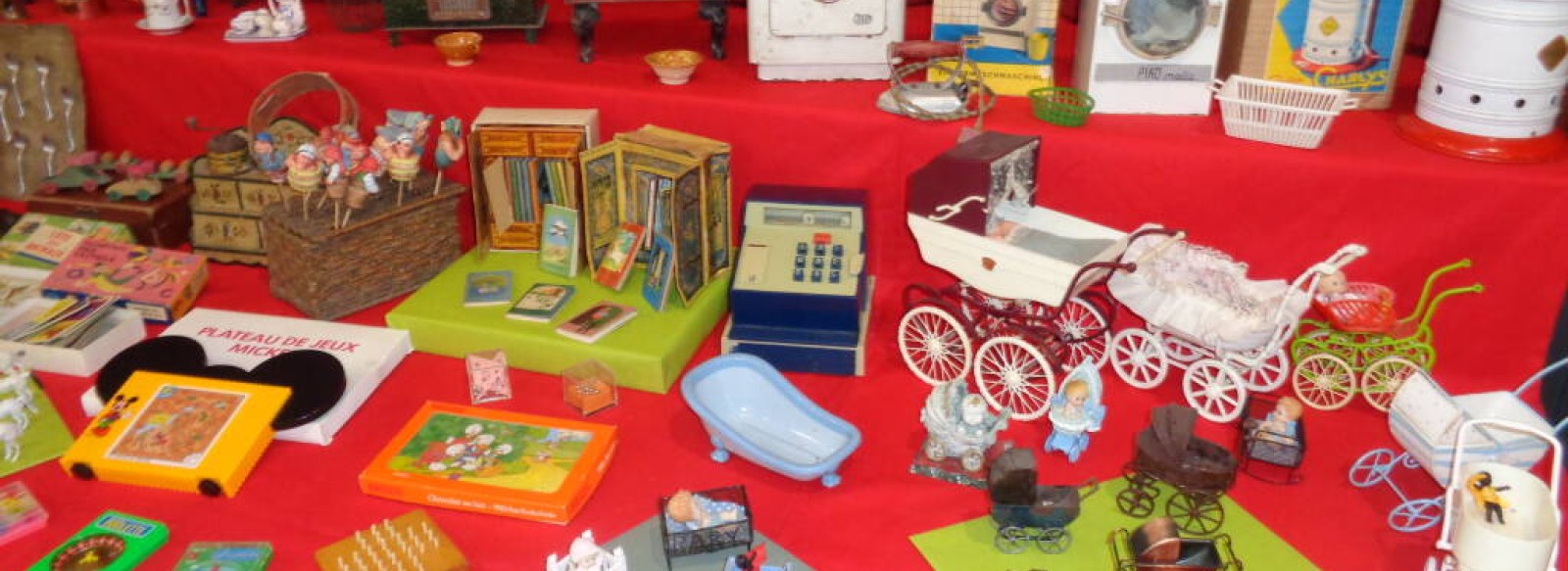 EXPOSITION "LES JOUETS D'ANTAN"