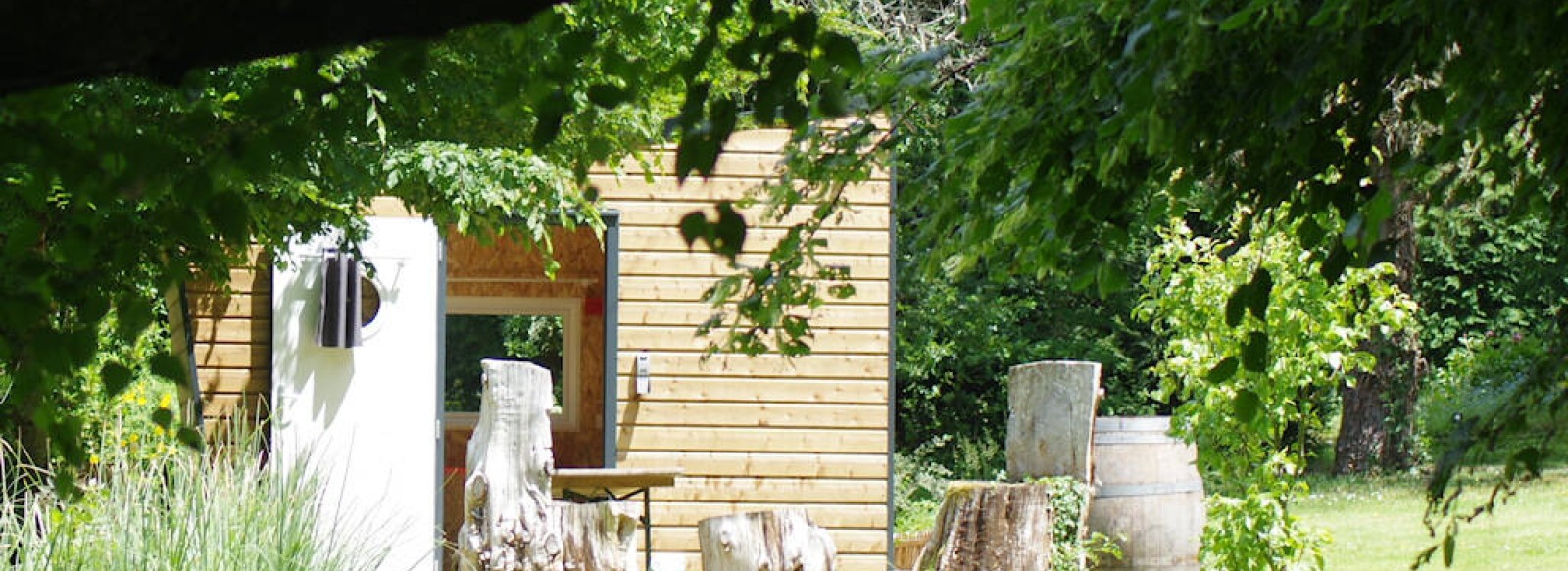 CABANE DES COURTILS A SAINT FIACRE SUR MAINE