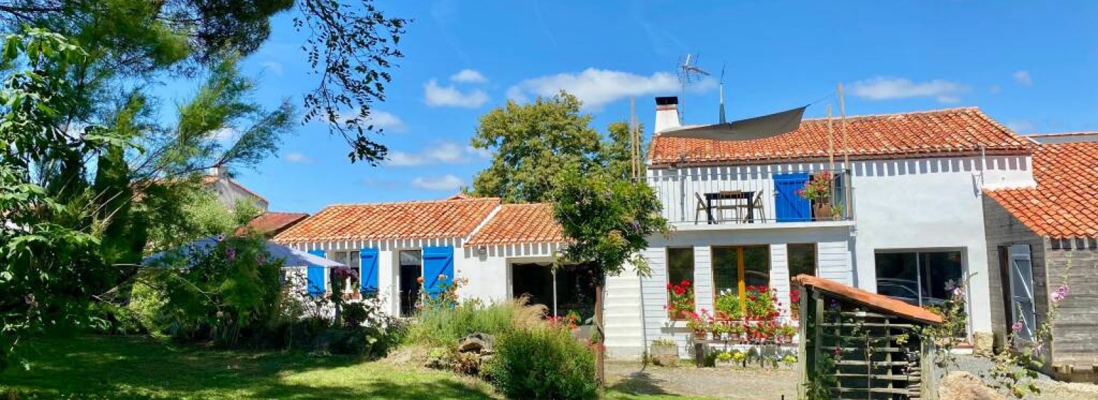 La Maison Bleue