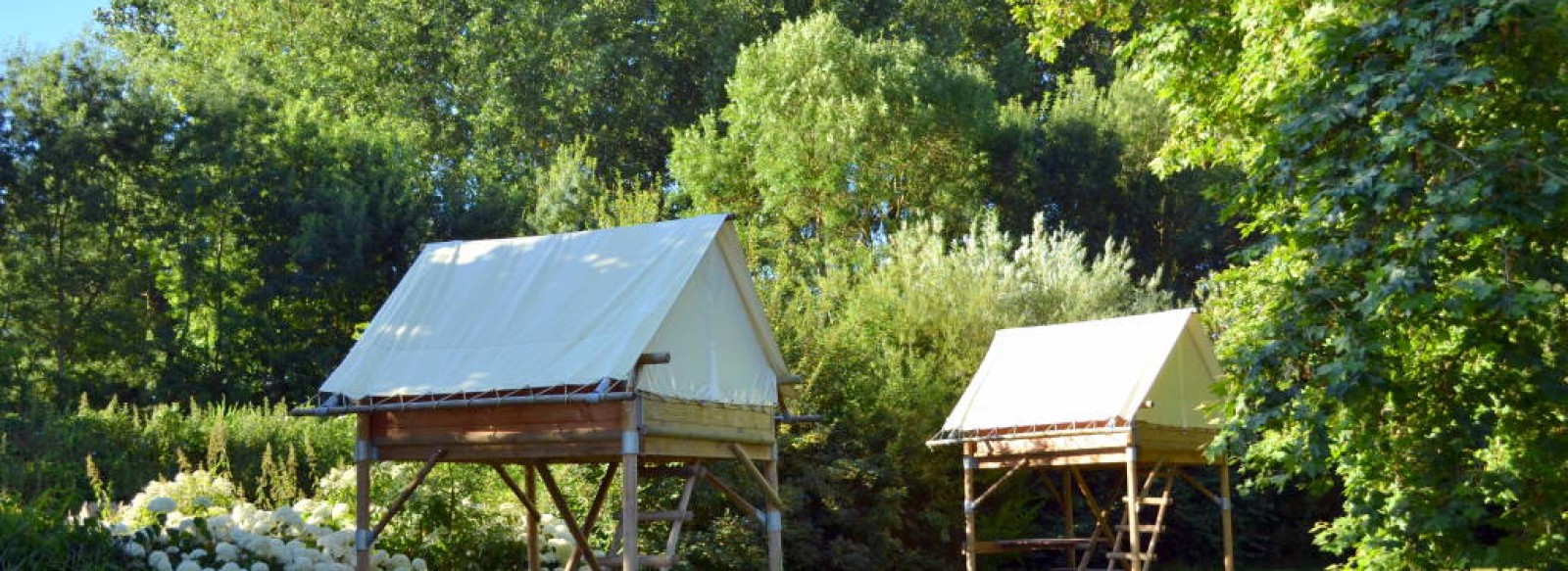 Bivouac sur pilotis du camping Les Plages de la Loire