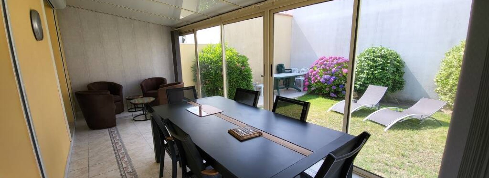 MAISON T4 AVEC VERANDA, JARDIN, WIFI- RUE ROMAIN ROLLAND