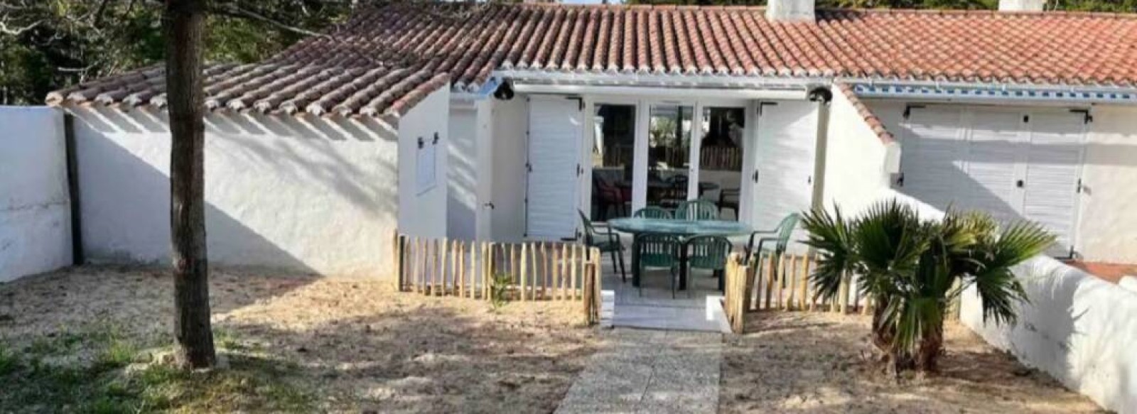 Maison de vacances renovee dans un village prive de la Gueriniere sur l'Ile de Noirmoutier en Vendee