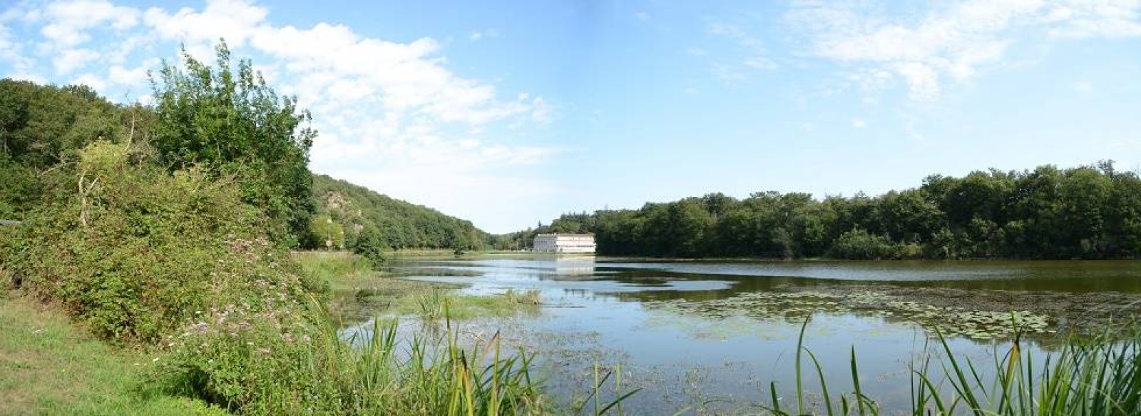 CIRCUIT DU LAC DE TOUCHEGRAY