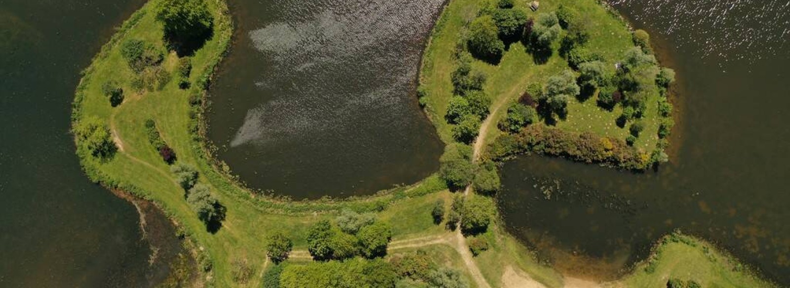 ETANG DE BOUT DE BOIS - AIRE DE PIQUE NIQUE