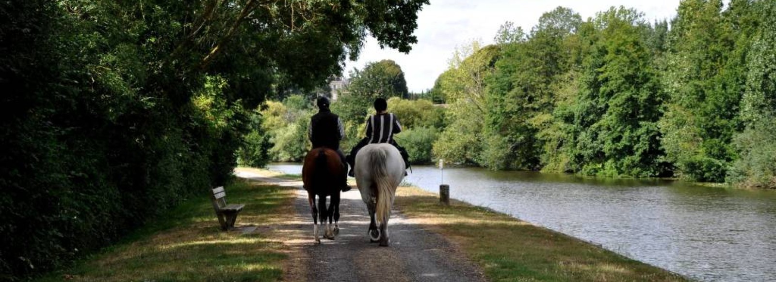 Poney club de Grenoux