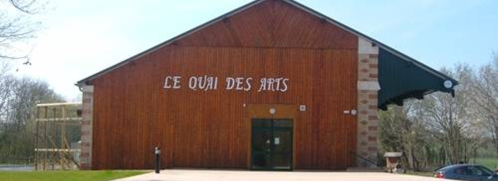 LE QUAI DES ARTS