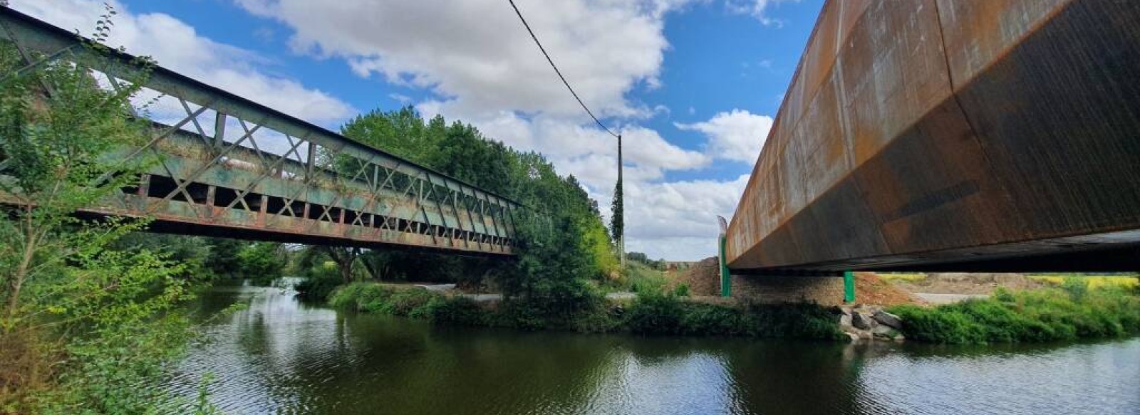 AIRE DE PIQUE-NIQUE  DES PONTS