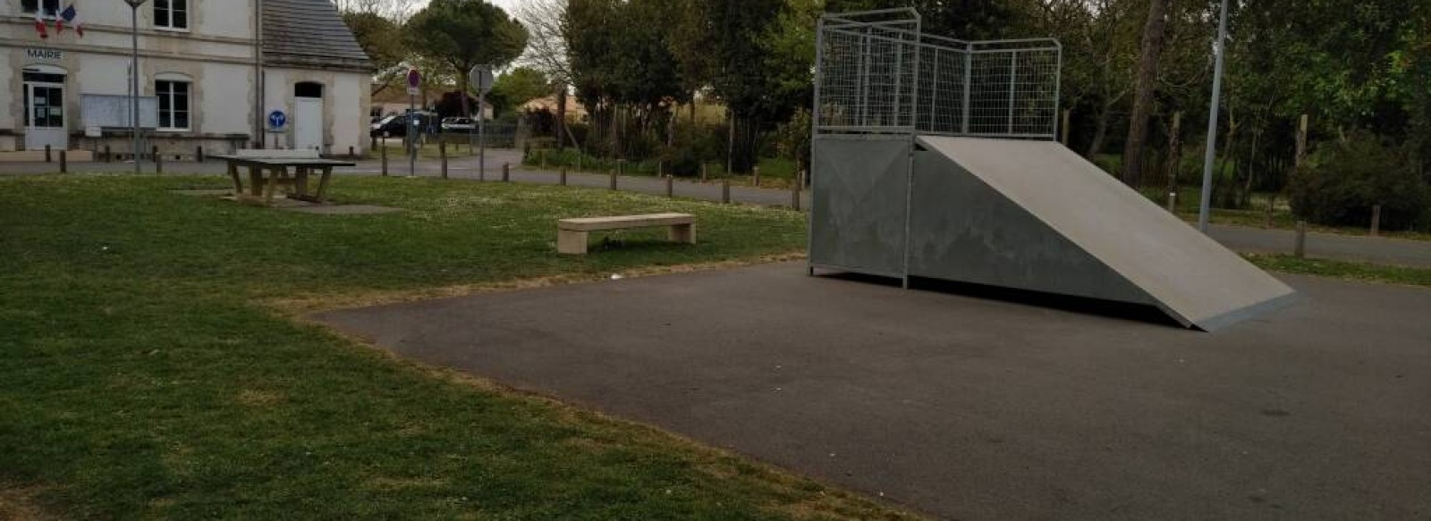 CITY STADE ET SKATE PARK