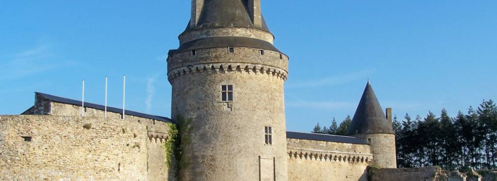 CHATEAU DE BLAIN - MONUMENT HISTORIQUE