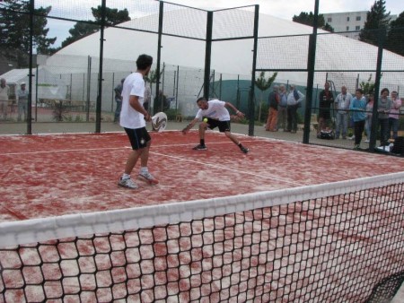 Padel A La Baule Tennis Club Freizeitaktivitaten Fur Jugendliche Frankreich Loiretal Atlantik